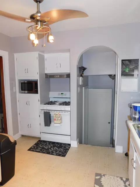 1708 Parkview Ave, Whiting, IN 46394 photo 9