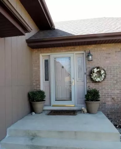 638 Heather Ct, Griffith, IN 46319 photo 3