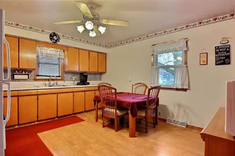 446 Florence St, Hammond, IN 46324 photo 5