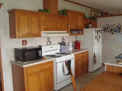 2088 S 350, La Porte, IN 46350 photo 2