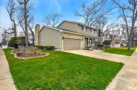 302 N Griffith Blvd, Griffith, IN 46319 photo 4