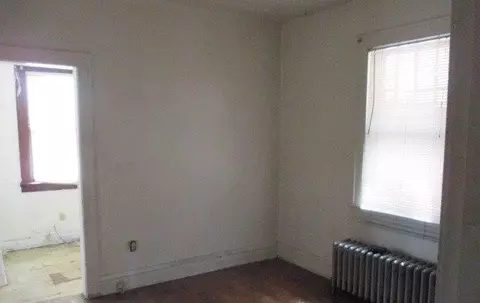 1047 Jackson St, Gary, IN 46402 photo 6