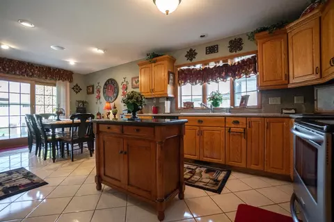 10232 Windfield Dr, Munster, IN 46321 photo 10
