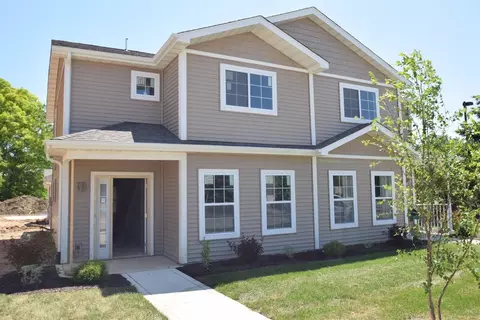 1233 Saddleback Ln, Porter, IN 46304 photo 1