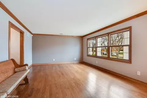 637 River Dr, Munster, IN 46321 photo 3