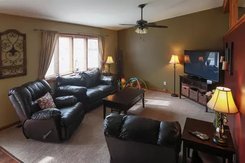 17343 Michael Dr, Lowell, IN 46356 photo 2