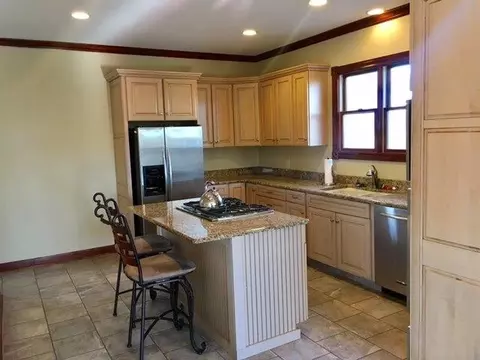 8440 Pine Ave, Gary, IN 46403 photo 4