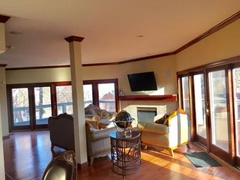8440 Pine Ave, Gary, IN 46403 photo 7