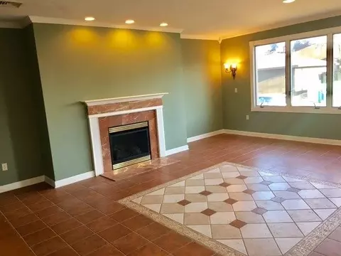 8440 Pine Ave, Gary, IN 46403 photo 3