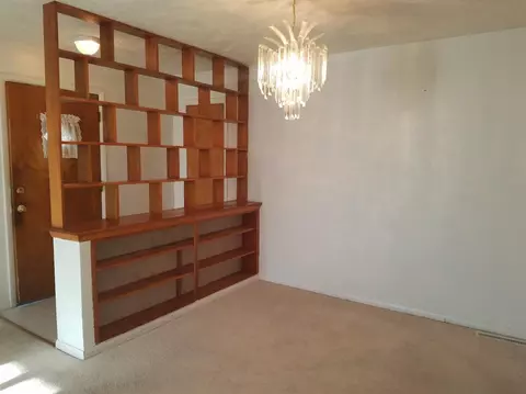 6725 Birch Pl, Gary, IN 46403 photo 2