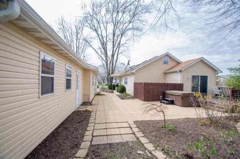 23619 Ivy St, Schneider, IN 46376 photo 25