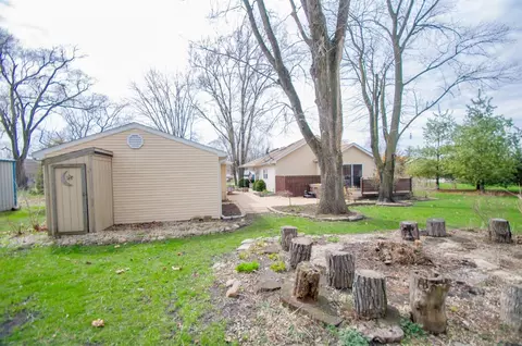 23619 Ivy St, Schneider, IN 46376 photo 32