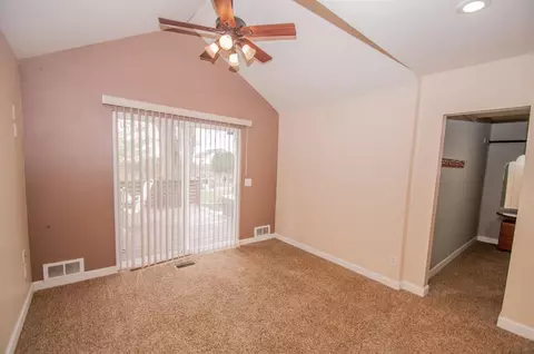23619 Ivy St, Schneider, IN 46376 photo 14