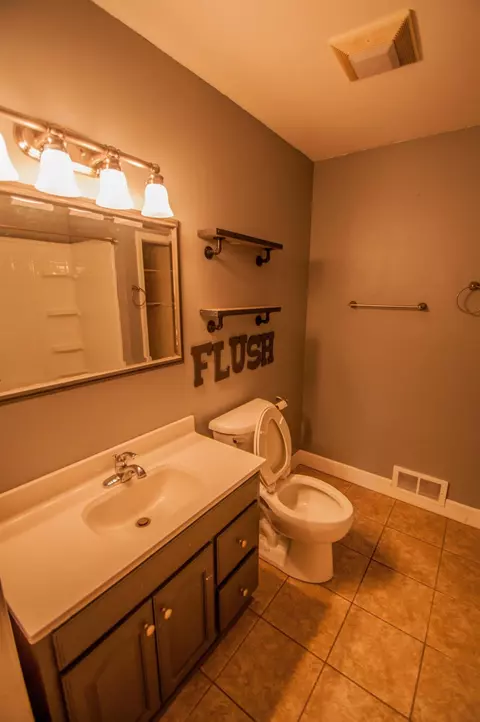 23619 Ivy St, Schneider, IN 46376 photo 15