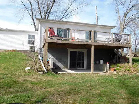 845 E 75, Winamac, IN 46996 photo 10
