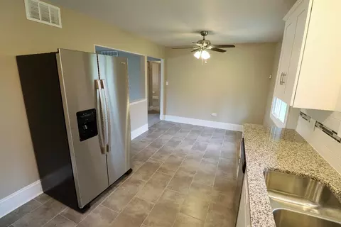6758 Birch Pl, Gary, IN 46403 photo 7
