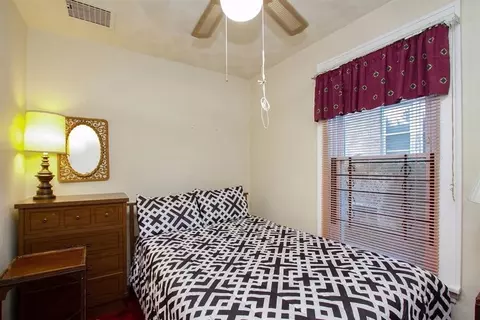 1346 Roosevelt Pl, Gary, IN 46404 photo 7