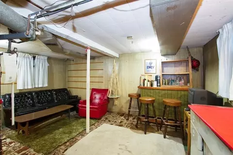 1346 Roosevelt Pl, Gary, IN 46404 photo 5