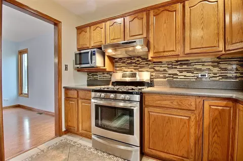728 Keel Pl, Porter, IN 46304 photo 6