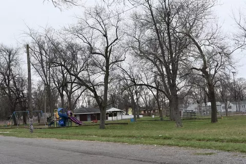 5037 Delaware St, Gary, IN 46409 photo 8