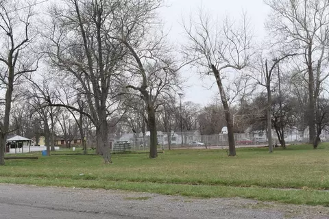 5037 Delaware St, Gary, IN 46409 photo 7