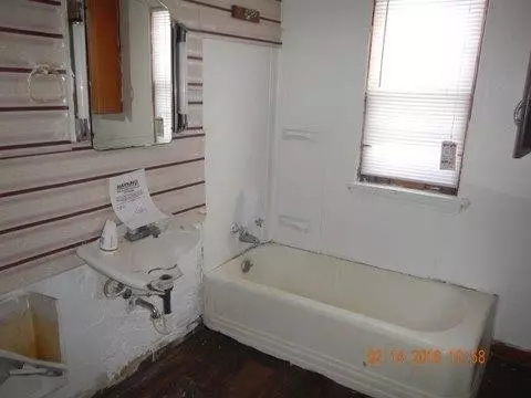 4235 Jefferson St, Gary, IN 46408 photo 6