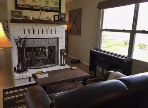 967 Apache Ct, Crown Point, IN 46307 photo 4