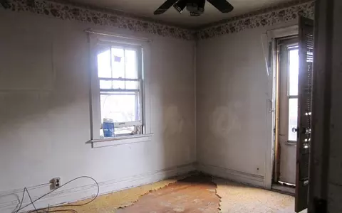 726 Garfield St, Gary, IN 46404 photo 7