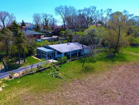 7221 Oak Ave, Gary, IN 46403 photo 1