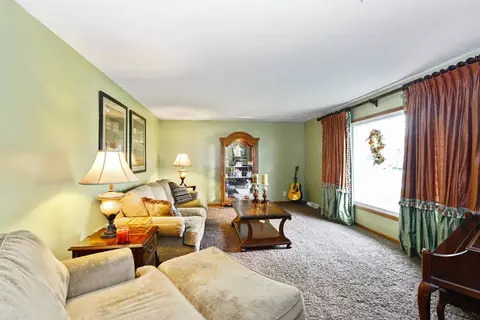 8021 Jackson Ave, Munster, IN 46321 photo 2