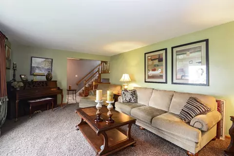 8021 Jackson Ave, Munster, IN 46321 photo 3