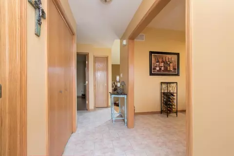 1336 Millennium Dr, Crown Point, IN 46307 photo 8