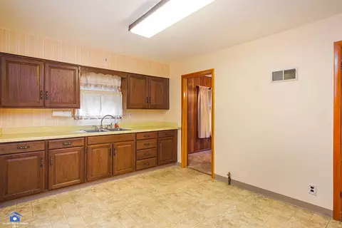 2129 Lake Ave, Whiting, IN 46394 photo 5
