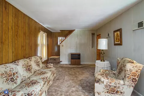 2129 Lake Ave, Whiting, IN 46394 photo 4