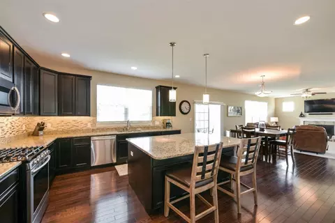 2353 Walker Dr, Valparaiso, IN 46385 photo 5