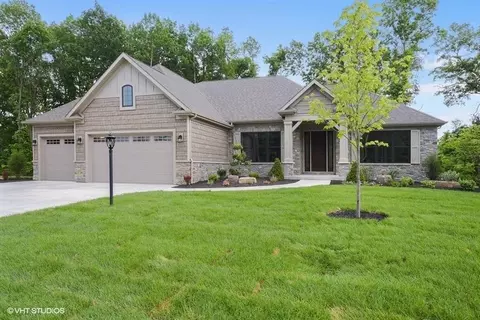 312 W Sedgewood Dr, Valparaiso, IN 46385 photo 1
