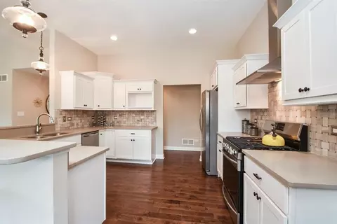 1003 Oak Grove Ct, Crown Point, IN 46307 photo 7