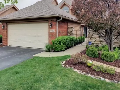 939 Cornwallis Ln, Munster, IN 46321 photo 1