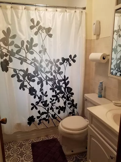 2387 Whitcomb St, Gary, IN 46404 photo 5
