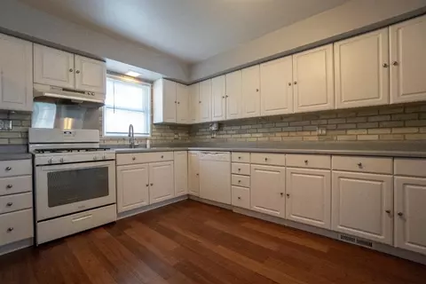 219 N Wright St, Griffith, IN 46319 photo 7