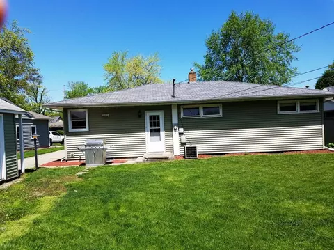 107 Marr Ct, Crown Point, IN 46307 photo 5