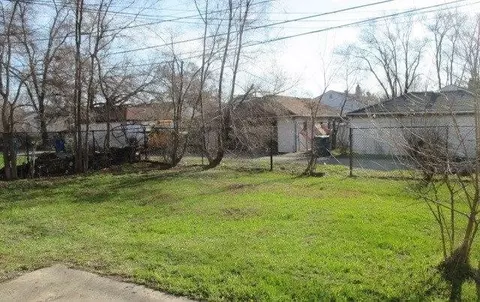 577 Colfax St, Gary, IN 46406 photo 9