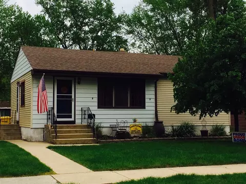 529 S Lafayette St, Griffith, IN 46319 photo 1