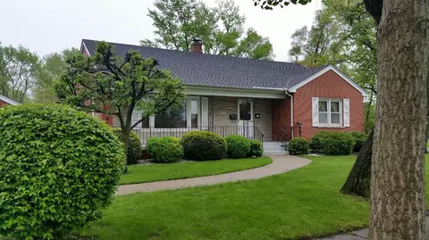 111 N Dwiggins, Griffith, IN 46319 photo 2