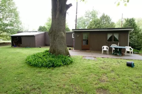 11355 E Division Rd, Knox, IN 46534 photo 2