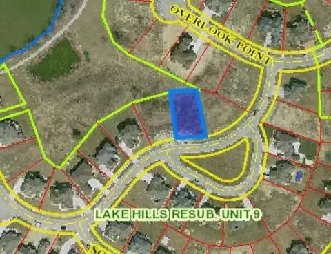 10238 White Water Xing, Saint John, IN 46373 photo 4