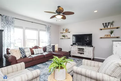 13087 Cleveland St, Crown Point, IN 46307 photo 4