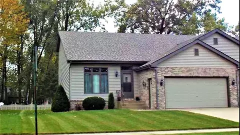 1941 W Ash St, Griffith, IN 46319 photo 1