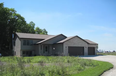 11380 N 400, Wheatfield, IN 46392 photo 1