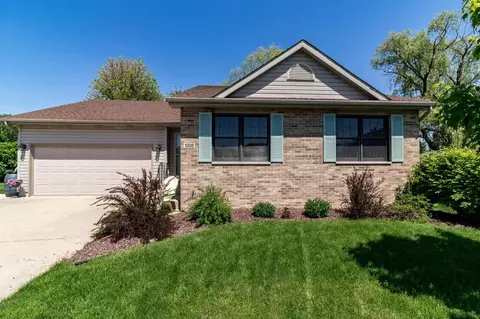 1208 Bartlett Dr, Valparaiso, IN 46383 photo 1